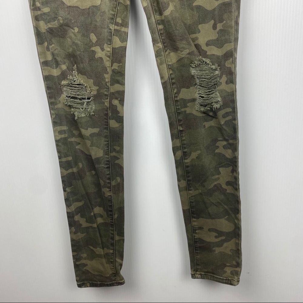 American Eagle Outfitters Camo Jegging Size 6 - Picture 4 of 10